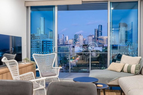 Russell St. Retreat Near Brisbane Convention Centre - Tourism Gold Coast 0