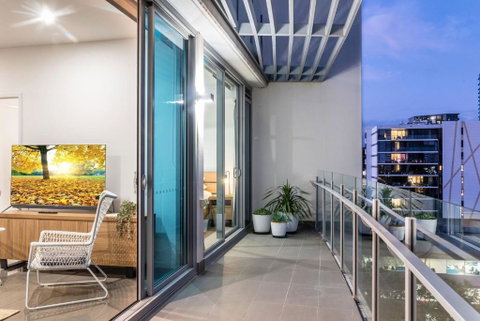 Russell St. Retreat Near Brisbane Convention Centre - Tourism Gold Coast 2