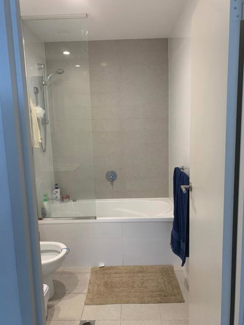 Ryde Top Floor - Tourism Gold Coast 0