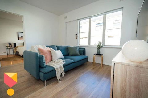 Sahara On AnzacClose - Tourism Gold Coast 2