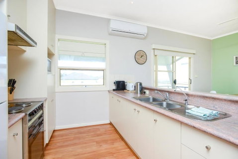 Salt - Aldinga Beach - C21 SouthCoast Holidays - Tourism Gold Coast 2