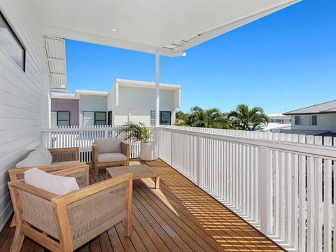 Salty Haven - Tourism Gold Coast 1