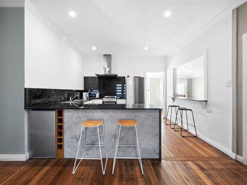 Salty Sea Cottage - Gold Coast 0