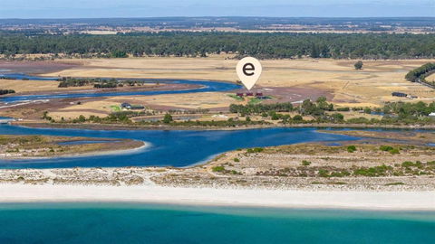 Samphire Chalet Tuart - Tourism Gold Coast 1