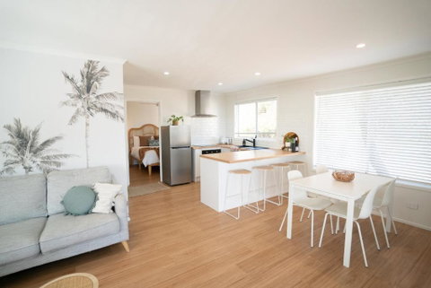 Sanbis Cabin - Hidden Boutique Retreat, Sea Views - Tourism Gold Coast 2