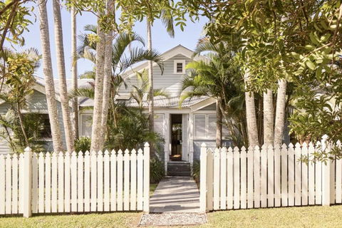Sanctuary Spaces - Kia Ora Byron - Tourism Gold Coast 1