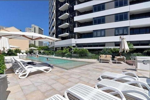 Ruby Building - Self Contained, Privately Managed Apartments - Tourism Gold Coast 1
