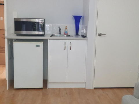 Sandalwood Guest Room - Tourism Gold Coast 1