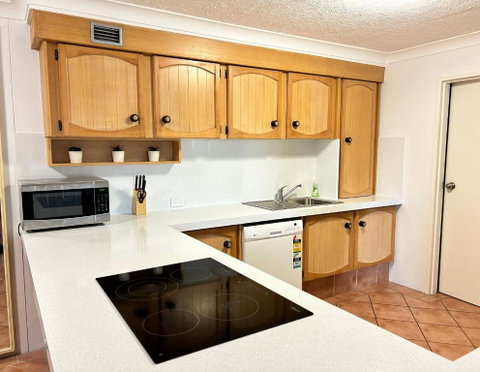 Sandbar Unit 402 - Tourism Gold Coast 2