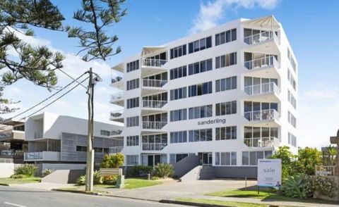 Sanderling Miami - Hosted By Burleigh Letting - Tourism Gold Coast 0