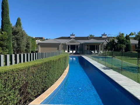 Sandfields - Tourism Gold Coast 0