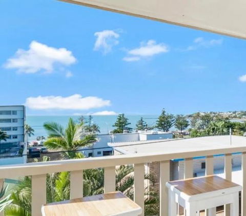 Sandhaven Bungalow - Tourism Gold Coast 1