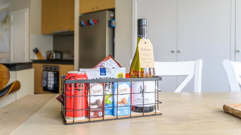 Sandpiper 9 - Close To Town And Beach - Gold Coast 1