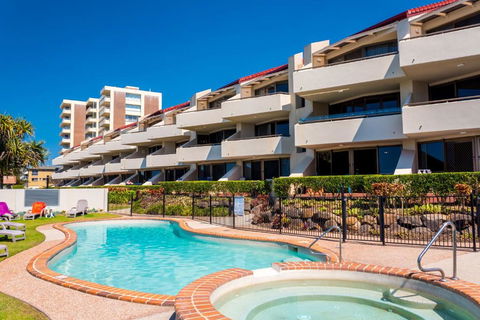 Sandrift Beachfront Apartments - Tourism Gold Coast 0