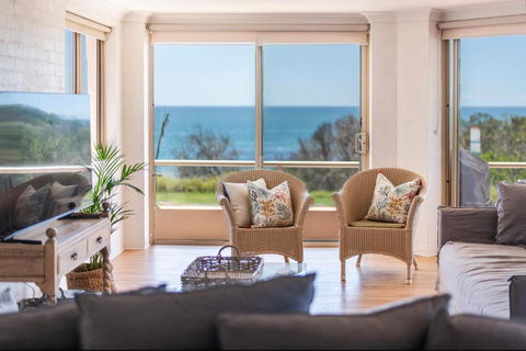 Sandrift One - Oceanstays - Tourism Gold Coast 1