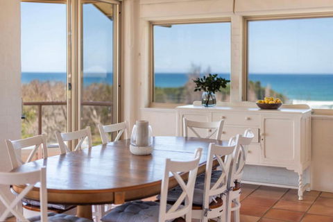 Sandrift Two - Oceanstays - Tourism Gold Coast 2