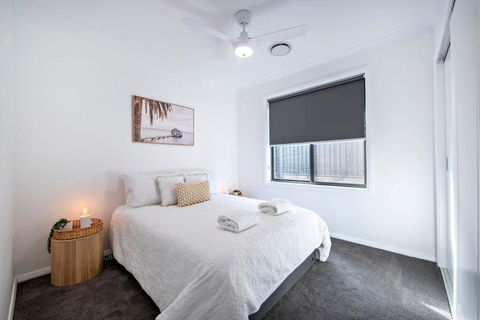 Sandstone - Family Entertainer, Refined Living - Tourism Gold Coast 1