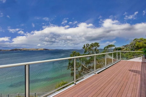 Sandy Bay Beachfront Oasis Direct Beach Access - Tourism Gold Coast 1