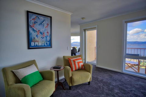 Sandy Bay Townhouse - Tourism Gold Coast 1