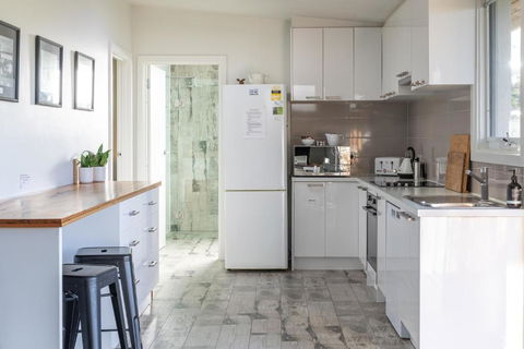 Sandy Point Hideaway - Tourism Gold Coast 1