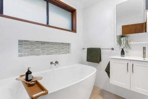 Sea Change - Tourism Gold Coast 3