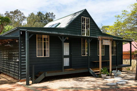 Seahorse Manor, The South Coast Sandcastles - Tourism Gold Coast 0