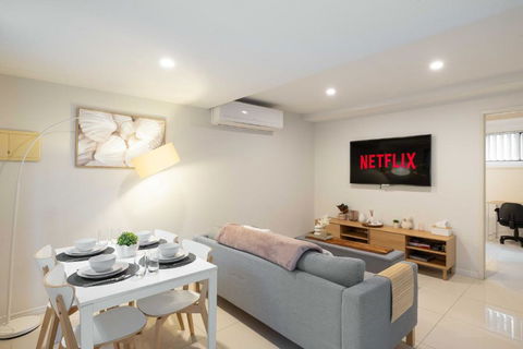 Smart Suites Self Check-in Apartments - Sunnybank Station - Tourism Gold Coast 1