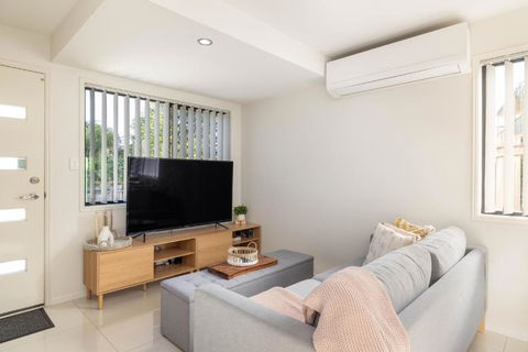 Smart Suites Self Check-in Apartments - Sunnybank Station - Tourism Gold Coast 0