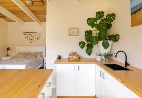 Shore Thing Beach Escape - Tourism Gold Coast 1