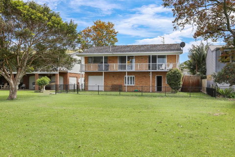 Shoreline 14 - Tourism Gold Coast 2