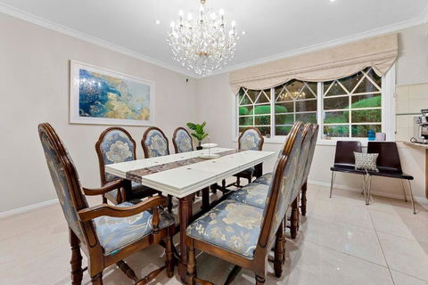 Silver Birches -Berwick Mansion - Tourism Gold Coast 1