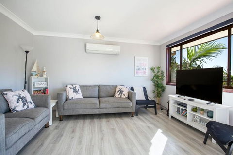 Sirius Retreat Pet Friendly 3 Mins Walk To St George Basin - Tourism Gold Coast 1