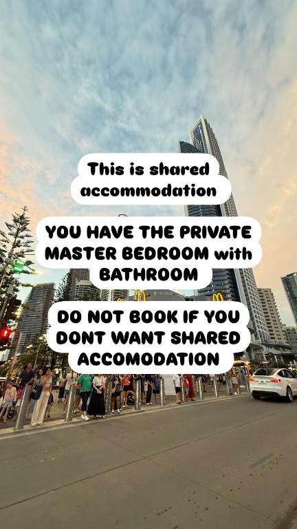 Sky High Master Bedroom Level 70 - Tourism Gold Coast 1