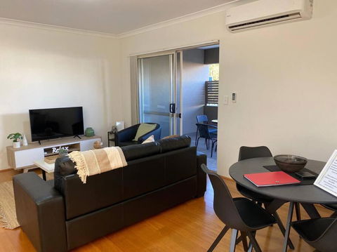 Smart Modern Close City/Airport WIFI/Park/Netflix - Gold Coast 3