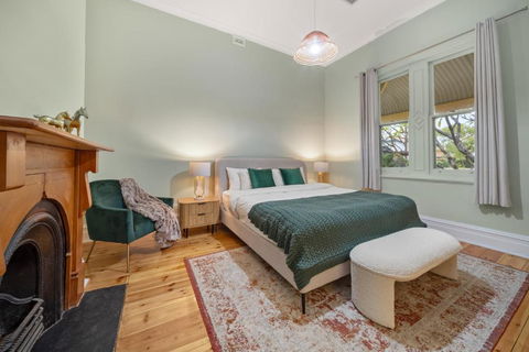 Stanley Stay - Adelaide 3 Bdrm, Central Location, WiFi - Tourism Gold Coast 1