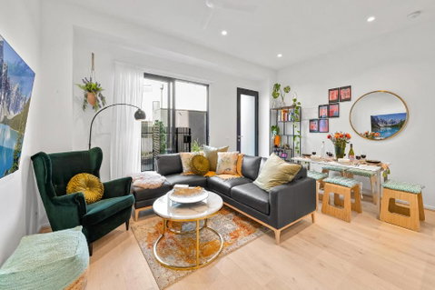 StayCentral - Boulevard Gardens (Coburg) - Tourism Gold Coast 0