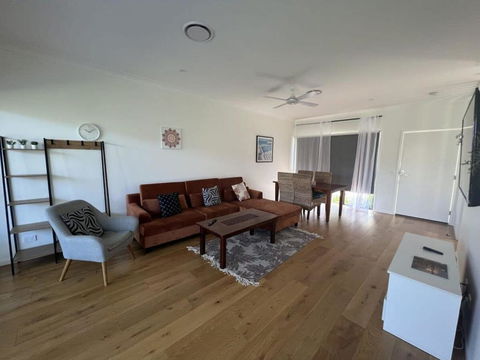Stunning 3BR In Serene Loc Varied Amenities BBQ - Tourism Gold Coast 1