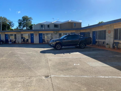 Sunburst Motel - Tourism Gold Coast 2