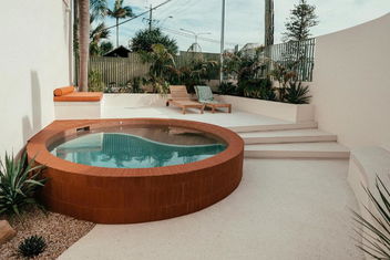 The Cheshire Cat Boutique Motel with Tourism Gold Coast