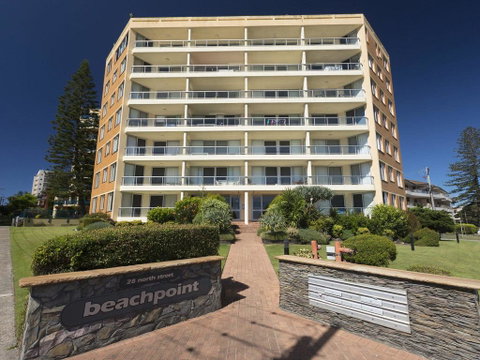 Beachpoint G2 - Tourism Gold Coast 0