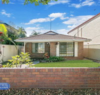 Beachside Holiday Home - Gold Coast