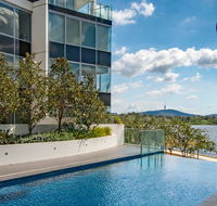 Beautiful Modern Lake View Apartment - Tourism Gold Coast