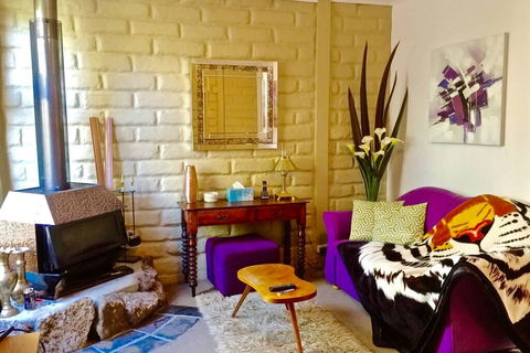 BEAUTIFUL RETREAT - 20 Mins To CBD And Only 10 Mins To MONA! - Tourism Gold Coast 2