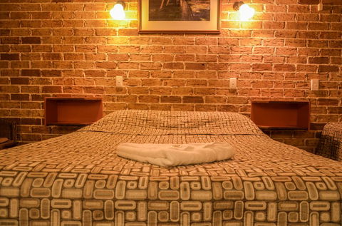 Beenleigh Village Motel - Tourism Gold Coast 2