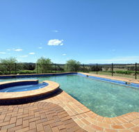 Beggars Bridge Vineyard Homestead w/ pool  wifi  tennis  vineyard - Tourism Gold Coast