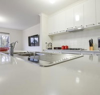 Beischer Apt B - Gold Coast
