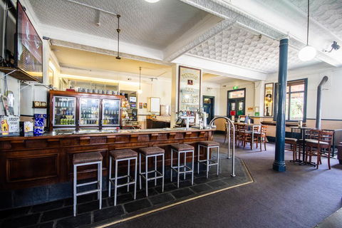 Bellbird Hotel - Gold Coast 3