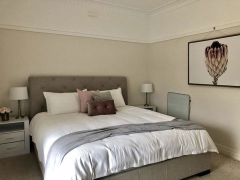 Belle Of Bright And Studio - Tourism Gold Coast 3