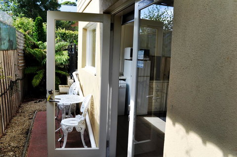 Belton Apartments - The Studio - Gold Coast 2