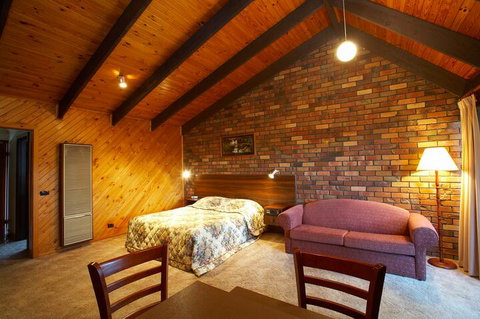 Belvoir Village Motel & Apartments Wodonga - Tourism Gold Coast 3